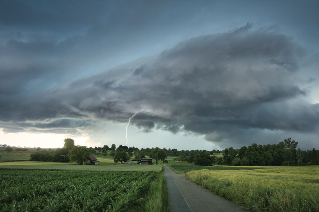 lightning, thunderstorm, rural