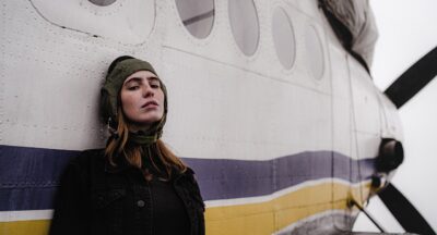 Lęk przed lataniem samolotami: jak go przezwyciężyć i cieszyć się podróżami