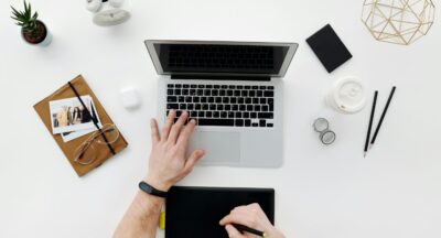 Akcesoria do pracy zdalnej – co warto kupić?