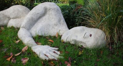 Jak szybko zasnąć – techniki, rytuały, regulacja układu nerwowego i naturalne metody, które pomagają się wyciszyć