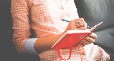 Planowanie tygodnia – jak świadomie organizować obowiązki, zarządzać energią i tworzyć harmonijny rytm dnia, który wzmacnia produktywność, spokój oraz poczucie kontroli nad własnym życiem