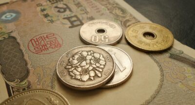 Moc przyciągania pieniądza — jak wykorzystać swoje myśli do tworzenia obfitości