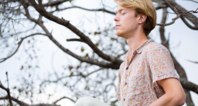 Medytacje jako praktyki religijne – najobszerniejszy możliwy przewodnik o duchowej, psychicznej i kulturowej naturze medytacji