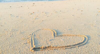 Manifestacja miłości – jak przyciągnąć miłość poprzez podświadomość, energię, emocje i zmianę wewnętrznego stanu