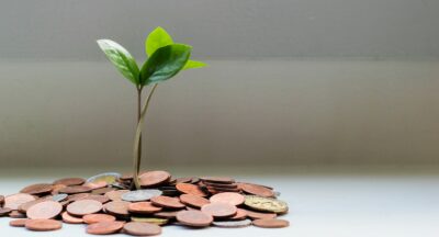 Afirmacja pieniędzy i bogactwa jako narzędzie do budowania życia w obfitości