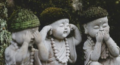 Afirmacje dla dzieci, które wspierają spokojne emocje, pewność siebie i radosne odkrywanie świata