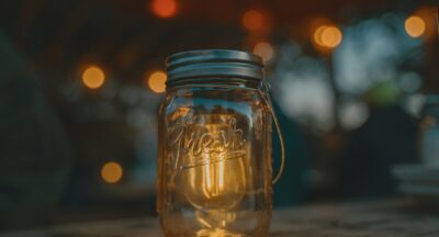 Słoik pozytywnych myśli – jak stworzyć własne źródło motywacji, spokoju i wewnętrznej siły