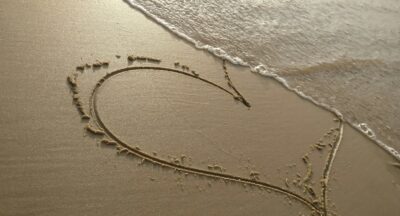 Manifestacja miłości – jak przyciągnąć głęboką, prawdziwą i świadomą relację poprzez pracę z energią, podświadomością, emocjami i intencją