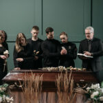 Gdzie szukać pomocy w kryzysie po stracie najbliższej osoby.