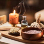 Holistic Space – podejście holistyczne w praktyce: jak łączymy psychodietetykę, pracę z ciałem i redukcję stresu